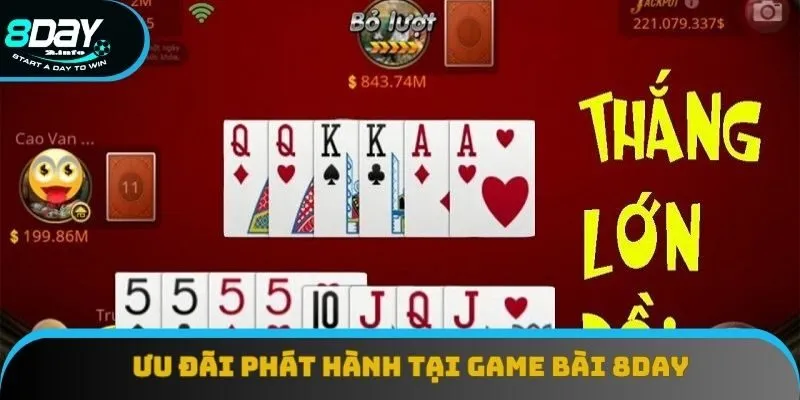 Nhiều quà tặng được phát hành khi tham gia game bài
